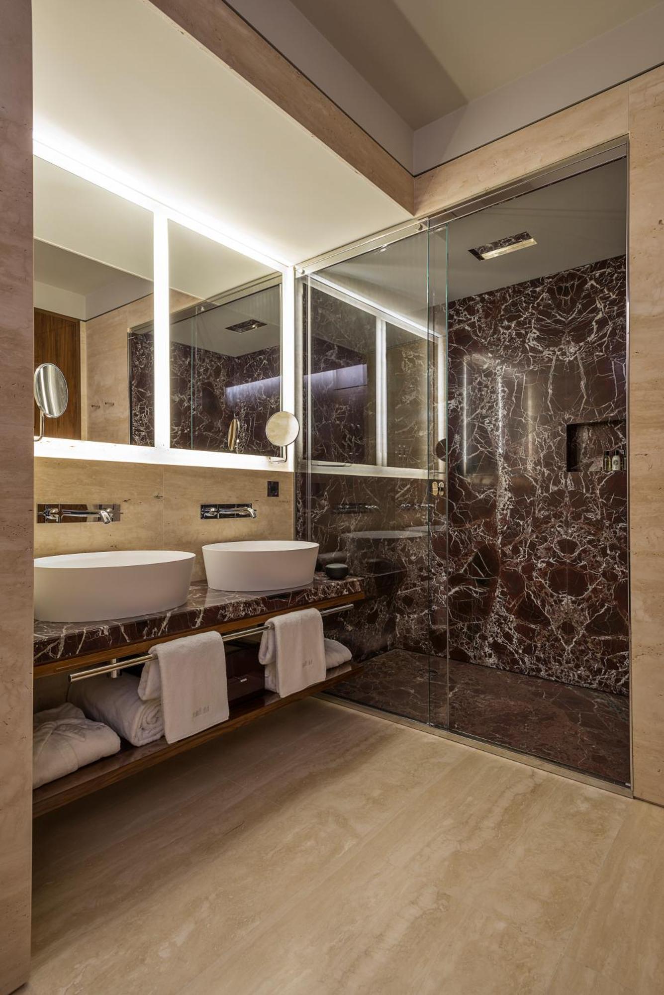Fendi Private 5*